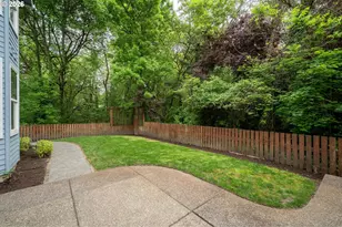 8416 SW Cedarcrest St, Portland, OR 97223 - Photo 42