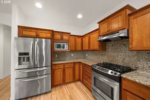 8416 SW Cedarcrest St, Portland, OR 97223 - Photo 12