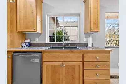 3647 Lodenquai Ln, Eugene, OR 97404 - Photo 16