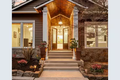 2744 SW Sherwood Dr, Portland, OR 97201 - Photo 4