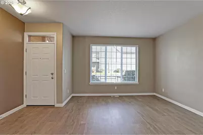 1629 SW 171st Ter, Beaverton, OR 97003 - Photo 4