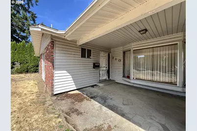310 SE Dayton Ave, McMinnville, OR 97128 - Photo 2