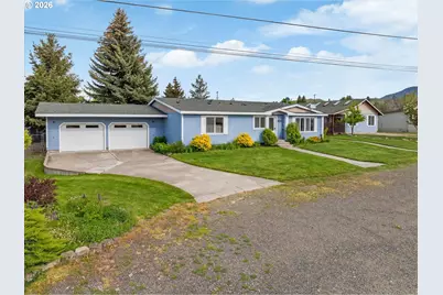404 S College St, Joseph, OR 97846 - Photo 1