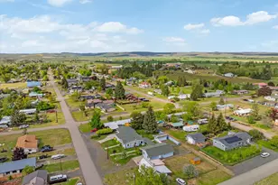 404 S College St, Joseph, OR 97846 - Photo 46