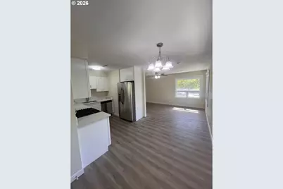 9805 N Central St, Portland, OR 97203 - Photo 4