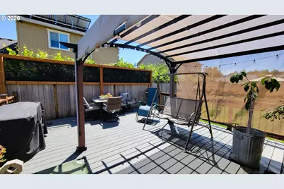 25206 Irenic Ave, Veneta, OR 97487 - Photo 18