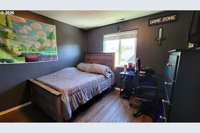 25206 Irenic Ave, Veneta, OR 97487 - Photo 12