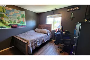 25206 Irenic Ave, Veneta, OR 97487 - Photo 12