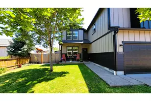 25206 Irenic Ave, Veneta, OR 97487 - Photo 2