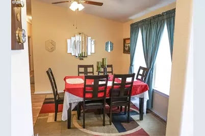 225 Knoll Terrace Dr, Canyonville, OR 97417 - Photo 4