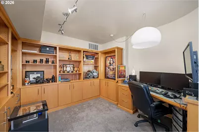 3970 N Shasta Loop, Eugene, OR 97405 - Photo 32