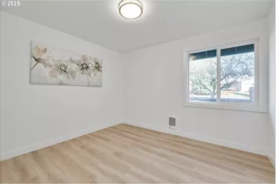21800 SW Blaine St, Beaverton, OR 97003 - Photo 20