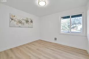 21800 SW Blaine St, Beaverton, OR 97003 - Photo 20