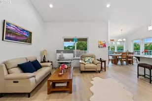 822 Spyglass Dr, Bandon, OR 97411 - Photo 10