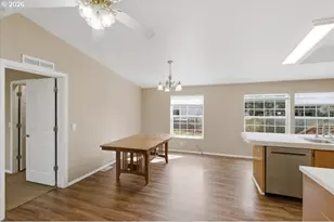 905 Mountain View Rd, Sweet Home, OR 97386 - Photo 16