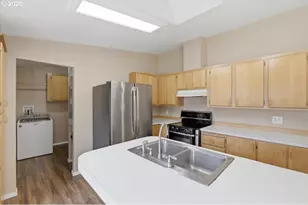 905 Mountain View Rd, Sweet Home, OR 97386 - Photo 12