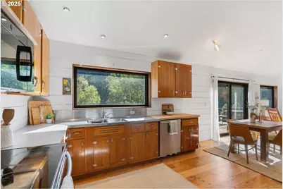 183 Condit Dr, White Salmon, WA 98672 - Photo 10