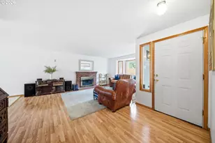 11223 SE Clinton St, Portland, OR 97266 - Photo 4