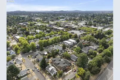 5860 N Missouri Ave, Portland, OR 97217 - Photo 20