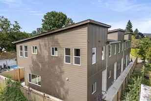 5860 N Missouri Ave, Portland, OR 97217 - Photo 2