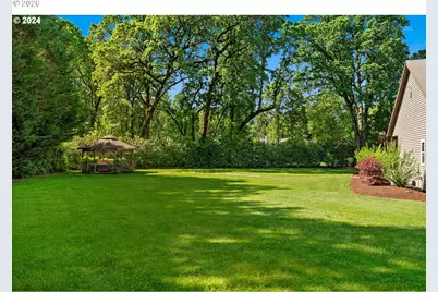 24300 NE Dayton Ave, Newberg, OR 97132 - Photo 46