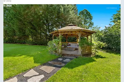 24300 NE Dayton Ave, Newberg, OR 97132 - Photo 46