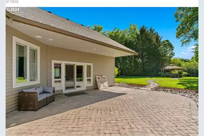 24300 NE Dayton Ave, Newberg, OR 97132 - Photo 38