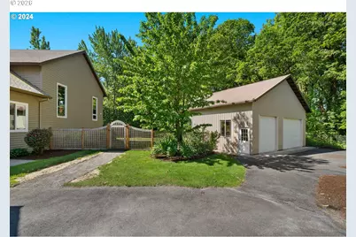 24300 NE Dayton Ave, Newberg, OR 97132 - Photo 42