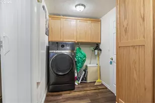 1240 39th Ave SW, Albany, OR 97321 - Photo 14