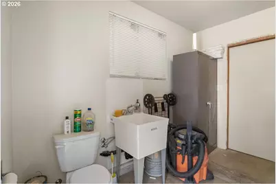 1240 39th Ave SW, Albany, OR 97321 - Photo 24