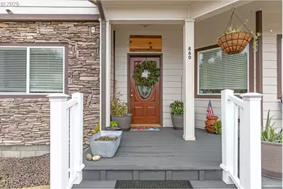 860 NE Ventura St, Roseburg, OR 97470 - Photo 4