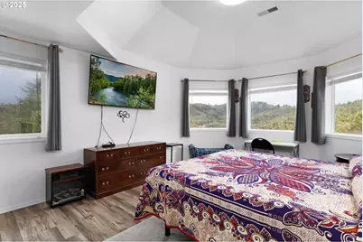 860 NE Ventura St, Roseburg, OR 97470 - Photo 20