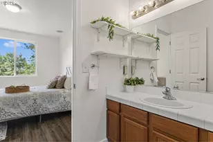 3113 NW Pacific Rim Dr, Camas, WA 98607 - Photo 8