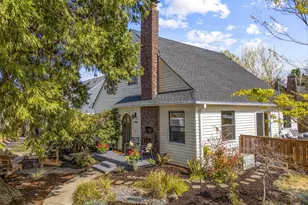 1304 NE 51st Ave, Portland, OR 97213 - Photo 2