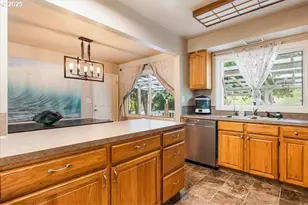 3317 SE 112th Ave, Portland, OR 97266 - Photo 14