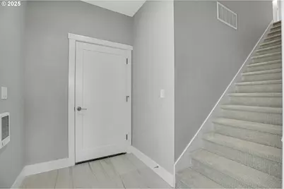 16457 NW Liberty St, Portland, OR 97229 - Photo 24