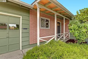 12820 SW Bowmont St, Portland, OR 97225 - Photo 2