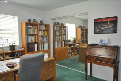 4215 Mount Reuben Rd, Glendale, OR 97442 - Photo 20