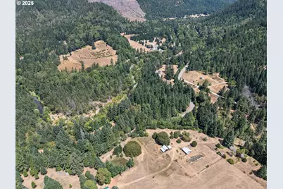 4215 Mount Reuben Rd, Glendale, OR 97442 - Photo 46