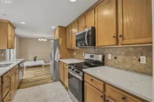 1448 SE 148th Ave, Portland, OR 97233 - Photo 2