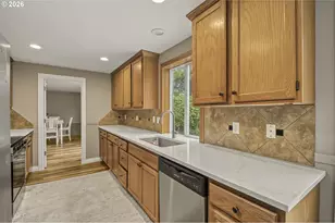 1448 SE 148th Ave, Portland, OR 97233 - Photo 6