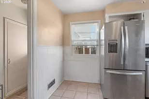 10 N Buffalo St, Portland, OR 97217 - Photo 16