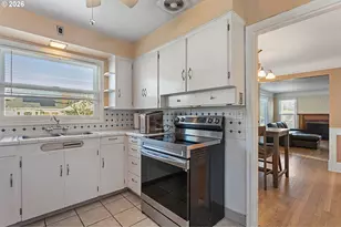 10 N Buffalo St, Portland, OR 97217 - Photo 12