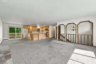 2821 SW Willowbrook Ct, Gresham, OR 97080 - Photo 6