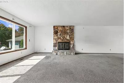2821 SW Willowbrook Ct, Gresham, OR 97080 - Photo 4