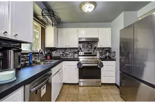 10714 NE 54th Ct, Vancouver, WA 98686 - Photo 16