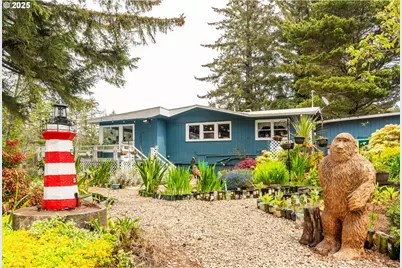 70214 Lakewood Rd, North Bend, OR 97459 - Photo 36