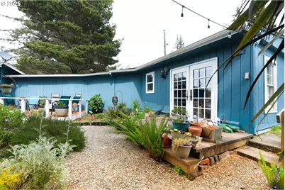 70214 Lakewood Rd, North Bend, OR 97459 - Photo 34