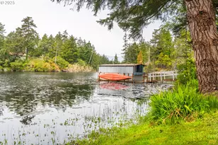 70214 Lakewood Rd, North Bend, OR 97459 - Photo 44