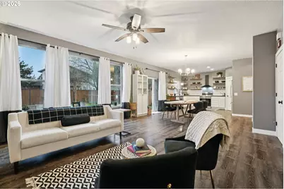 13165 Wickiup Dr, Oregon City, OR 97045 - Photo 8